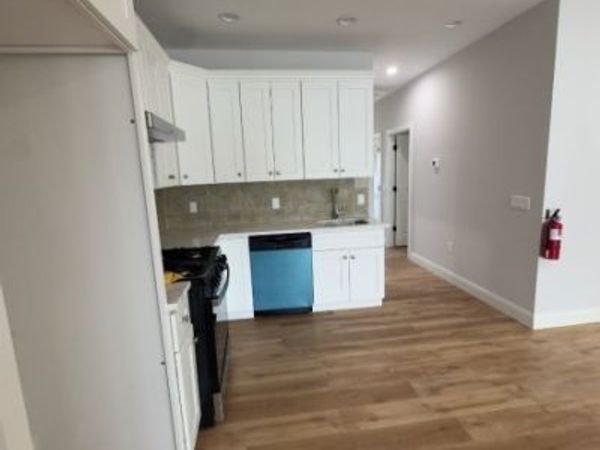 486 S 19Th St 2nd Fl, Newark, NJ 07103