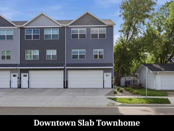 911 7th Street N, Fargo, ND 58102