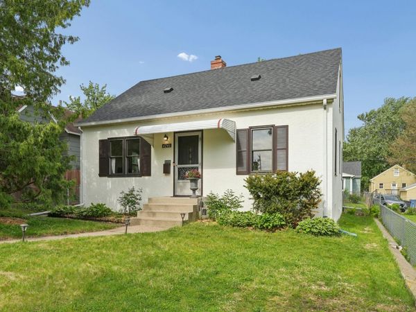 4246 14th Avenue S, Minneapolis, MN 55407