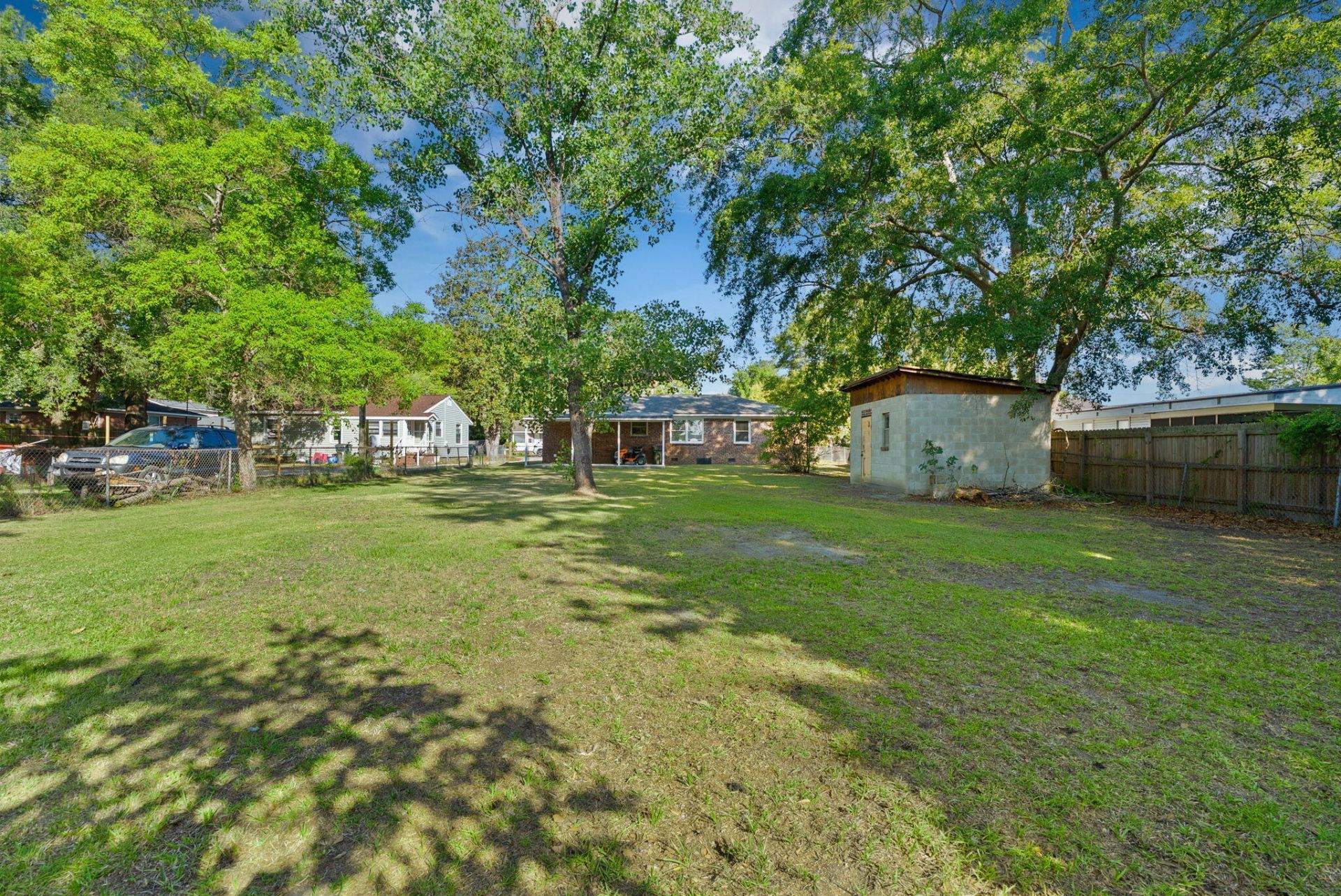 204 Palmetto Street Photo 24