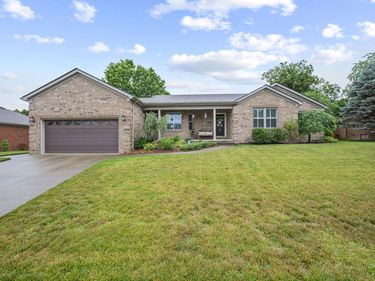 1076 Amberly Way, Richmond, KY 40475