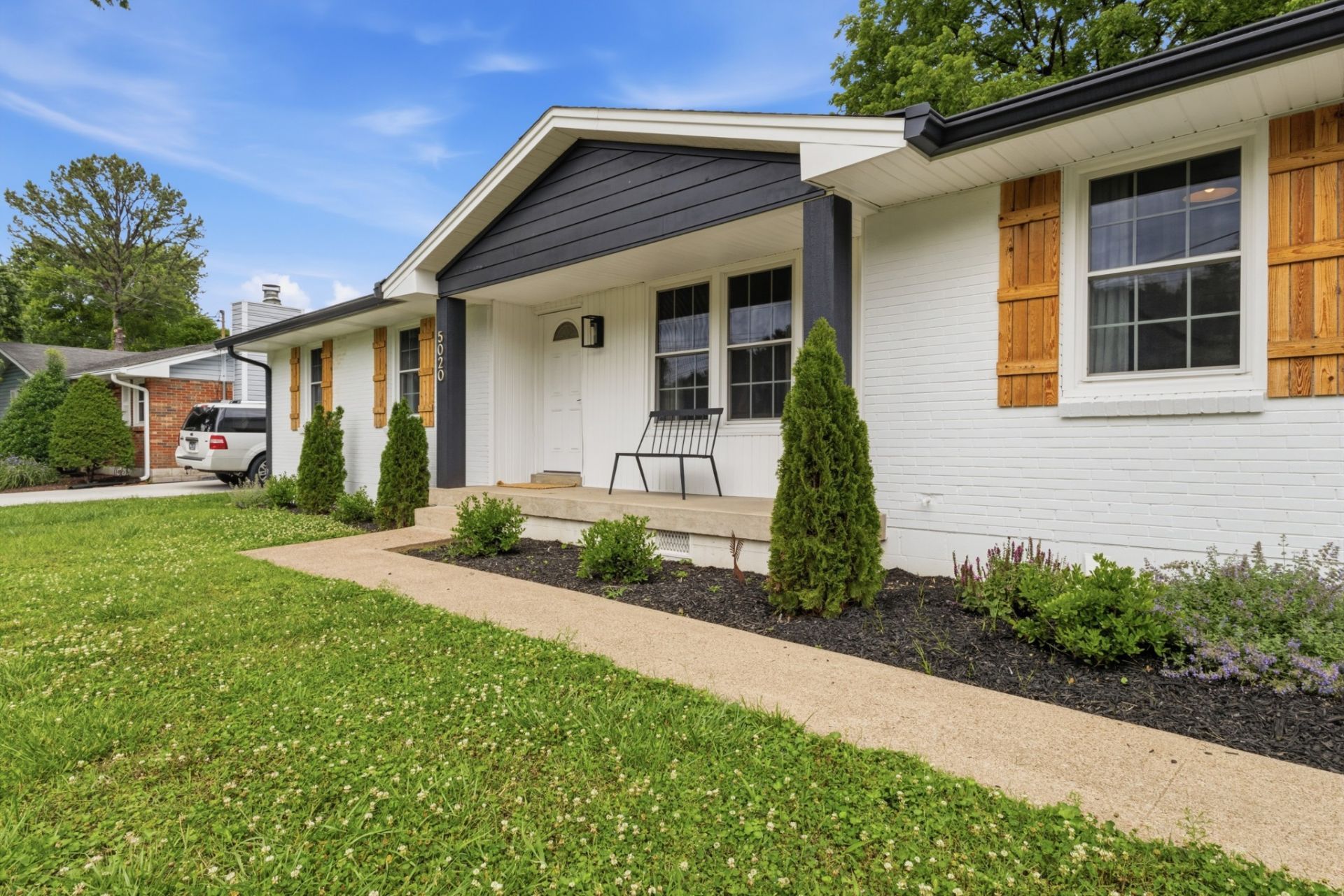5020 Ashley Dr, Nashville, TN 37211 Main Photo