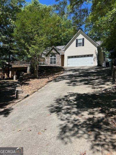 162 White Antelope Street Waleska, GA 30183