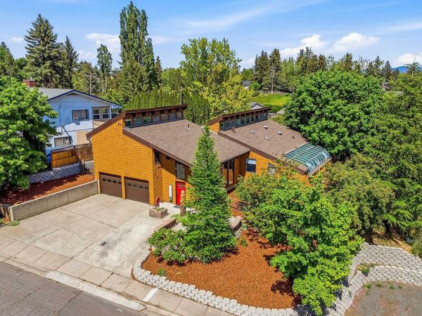 1030 SW Monta Vista Cir, Pullman, WA 99163