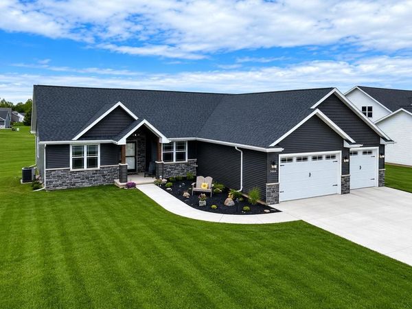 W7008 JACLYN LANE, Greenville, WI 54942
