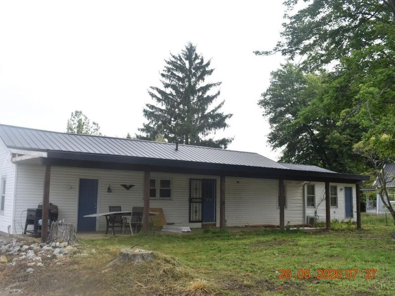 896 St Rte 321, Sardinia, OH 45171 Photo 2