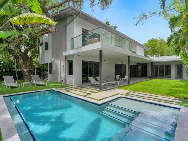 10 Samana Dr , Miami, FL 33133