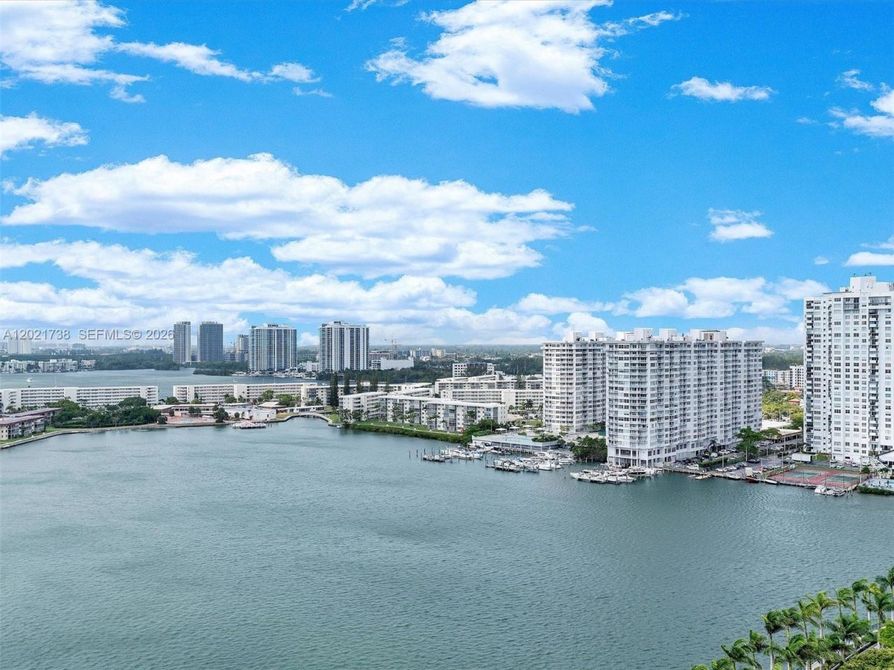 2851 NE 183rd St , Unit 2112E, Aventura, FL 33160 Photo