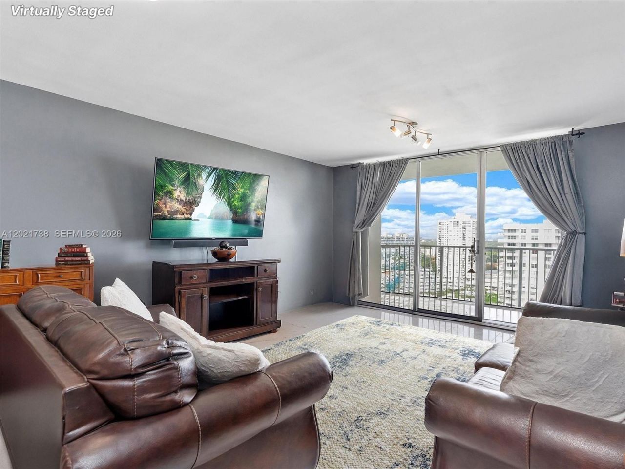 2851 NE 183rd St , Unit 2112E, Aventura, FL 33160 Photo