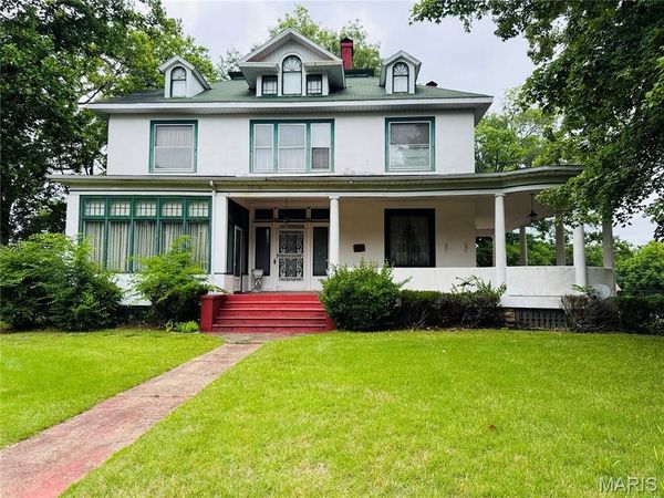 808 N Main Street , Poplar Bluff, MO 63901