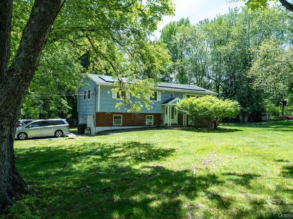 6 Tammy Road , Spring Valley, NY 10977