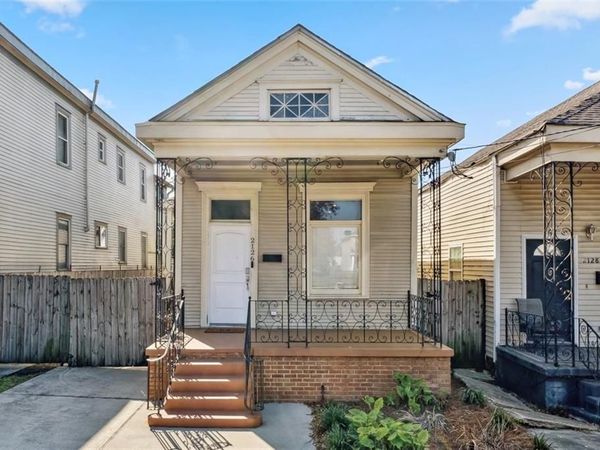 2126 FRANKLIN Avenue , New Orleans, LA 70117