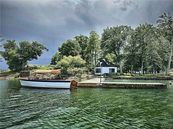 3 Manhattan, Alexandria Bay, NY 13607