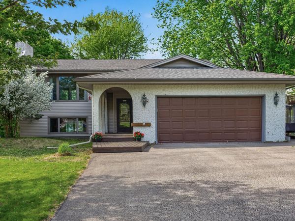15026 Chestnut Drive, Burnsville, MN 55306