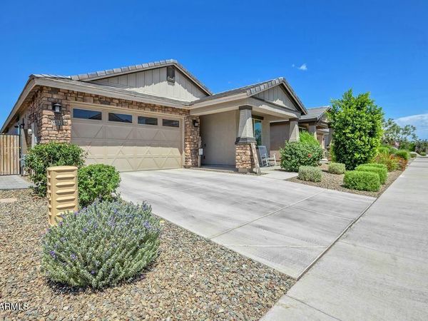 5812 N 191ST Drive, Litchfield Park, AZ 85340