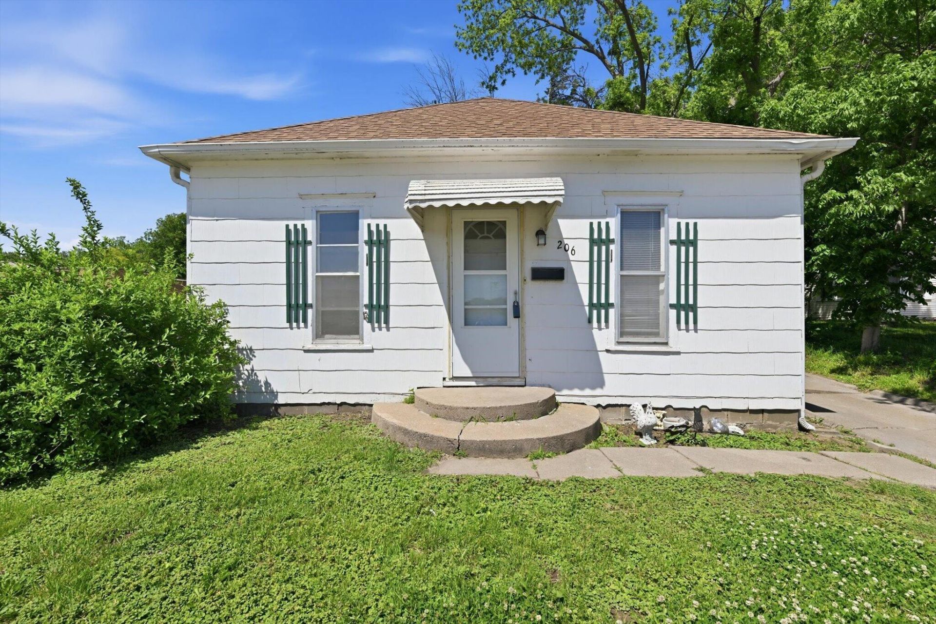 206 S Locust Street, Glenwood, IA 51534 Main Photo