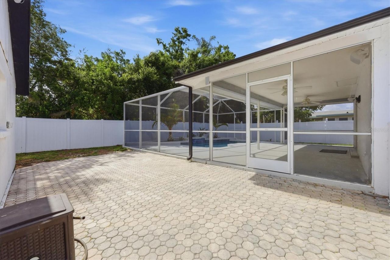 201 Honore Avenue, Sarasota, FL 34232 Photo