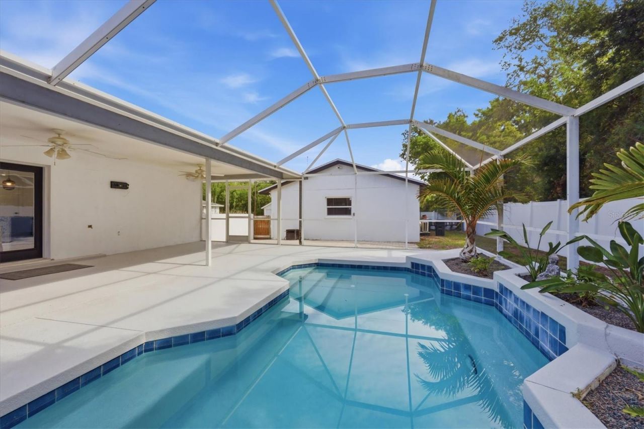 201 Honore Avenue, Sarasota, FL 34232 Photo