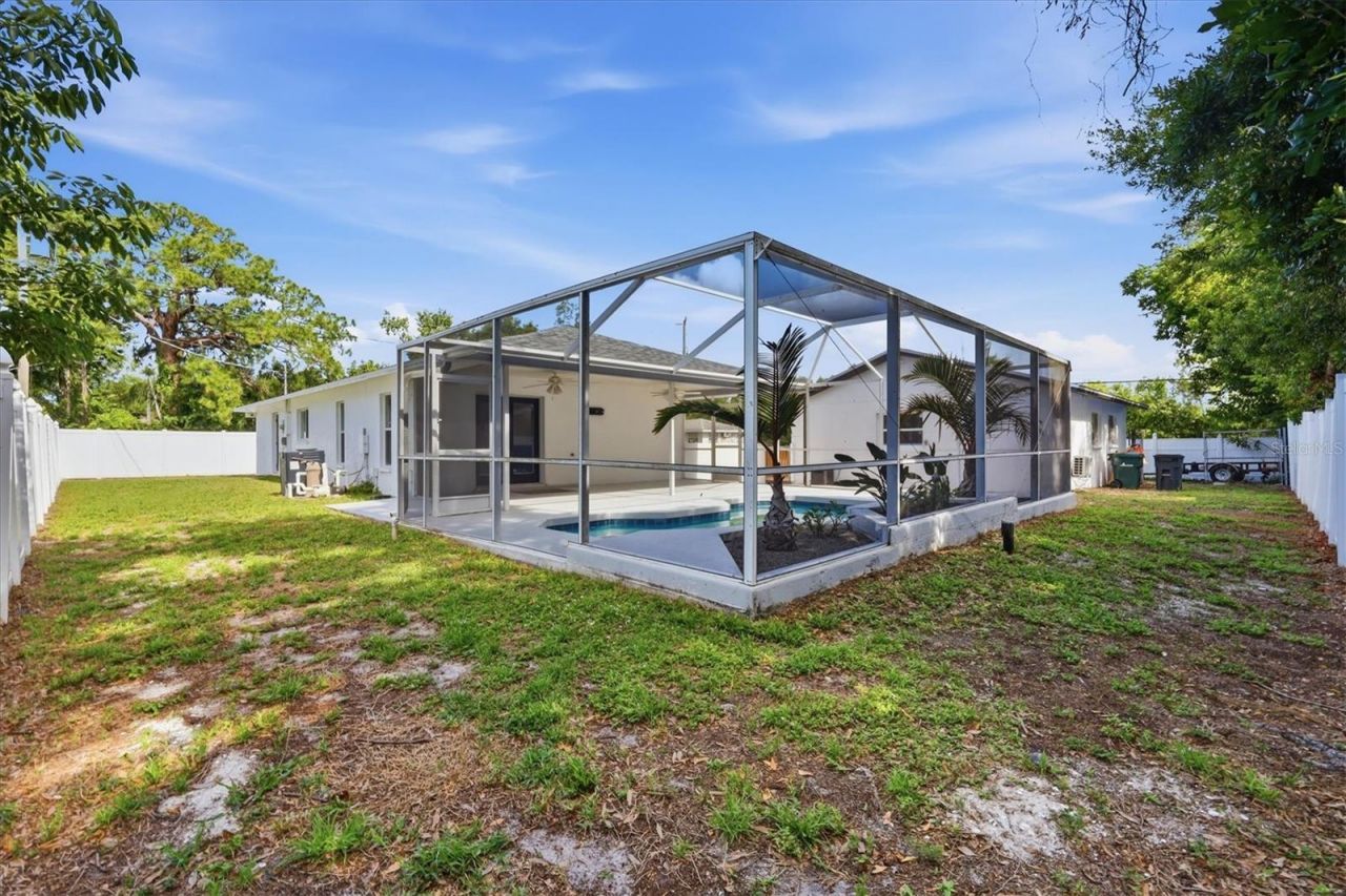 201 Honore Avenue, Sarasota, FL 34232 Photo