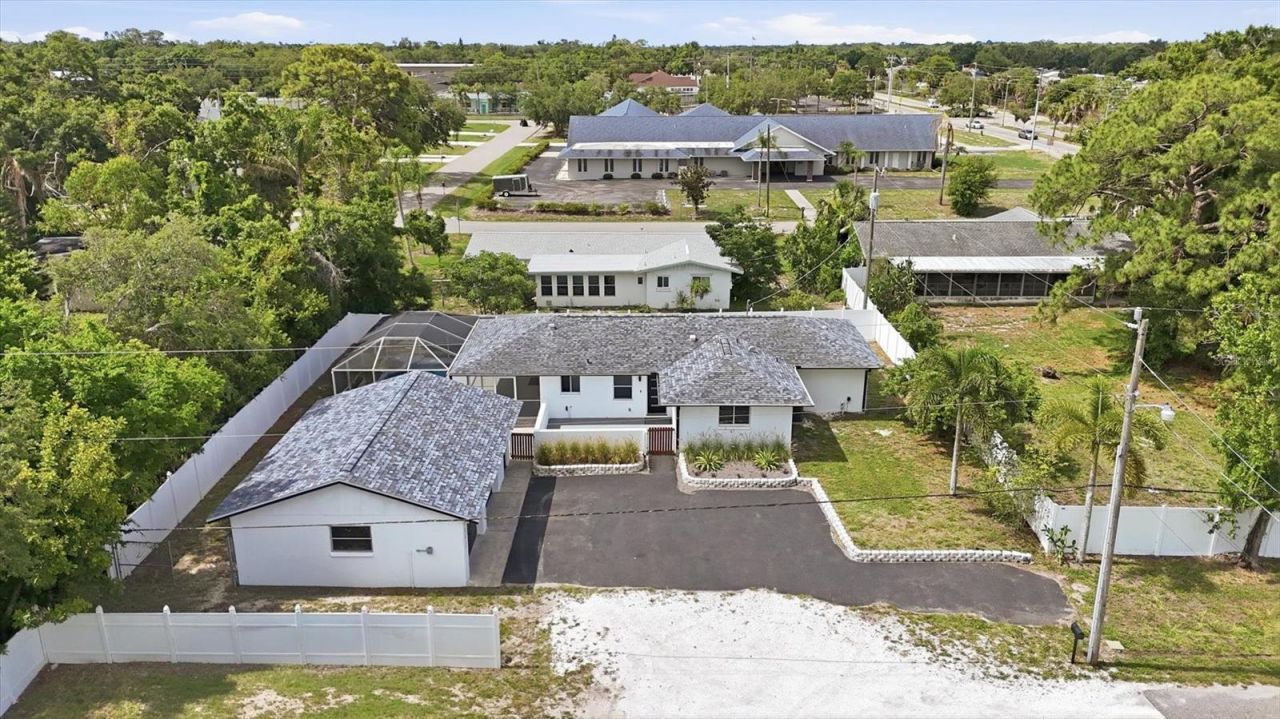 201 Honore Avenue, Sarasota, FL 34232 Photo