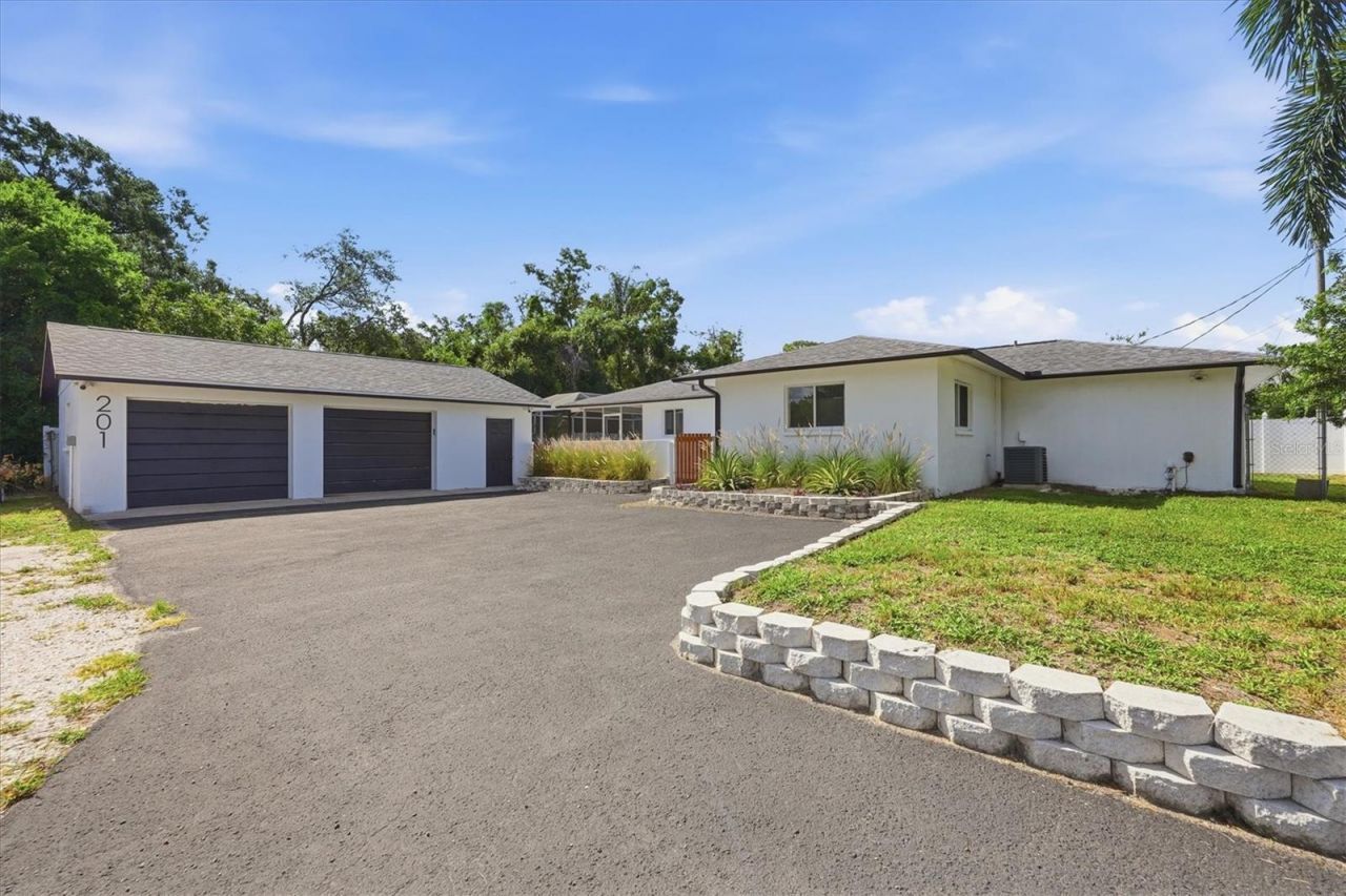 201 Honore Avenue, Sarasota, FL 34232 Photo