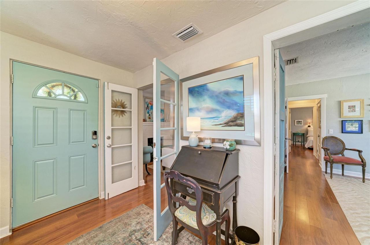 2250 Hillview Street, Sarasota, FL 34239 Photo