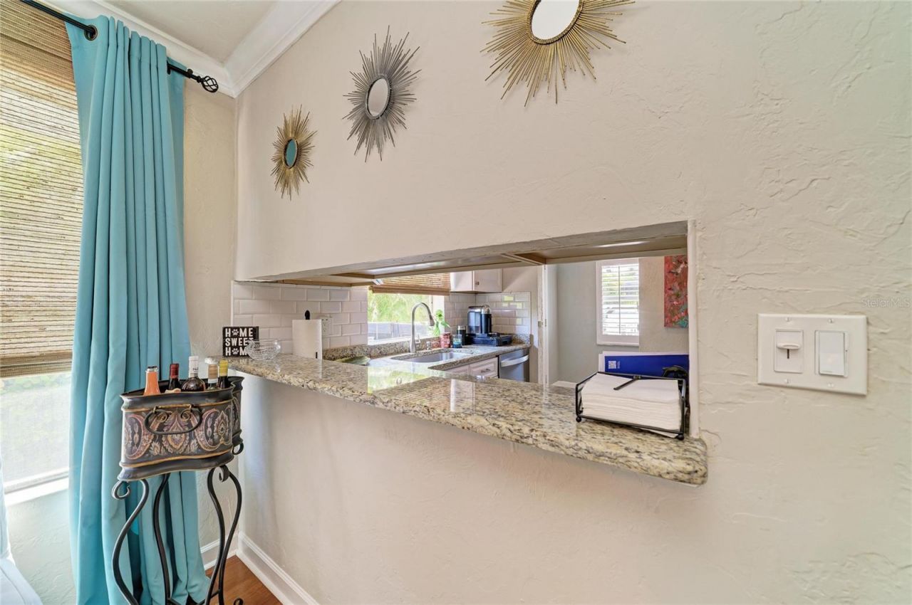 2250 Hillview Street, Sarasota, FL 34239 Photo