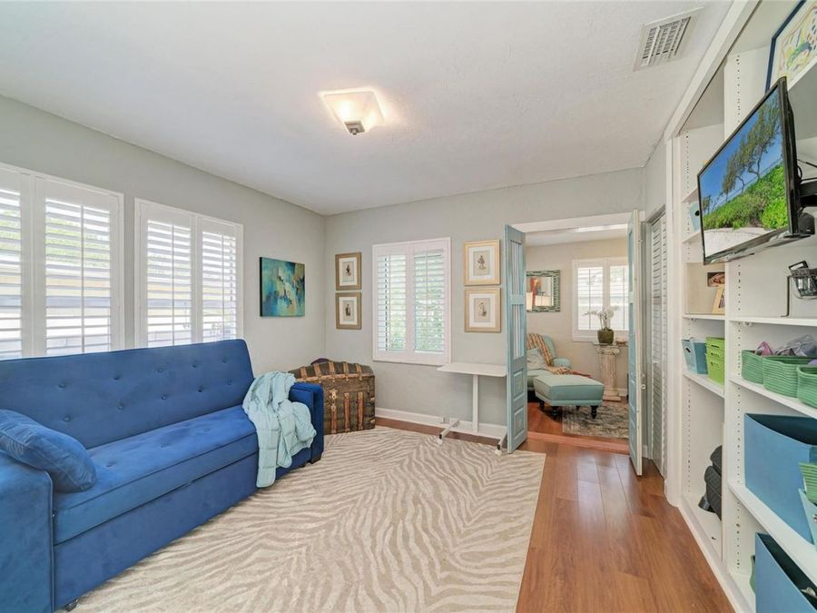 Property Image 43