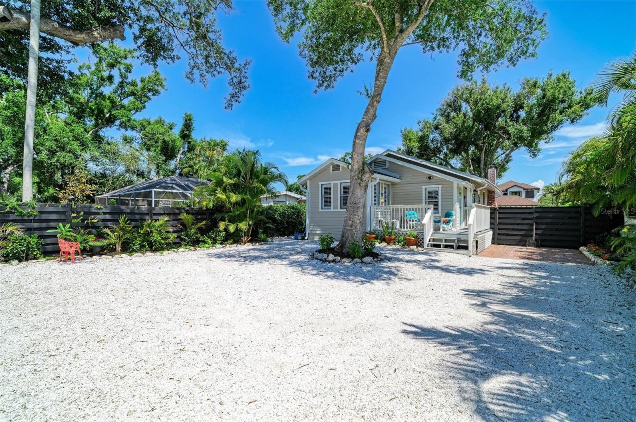 2250 Hillview Street, Sarasota, FL 34239 Photo
