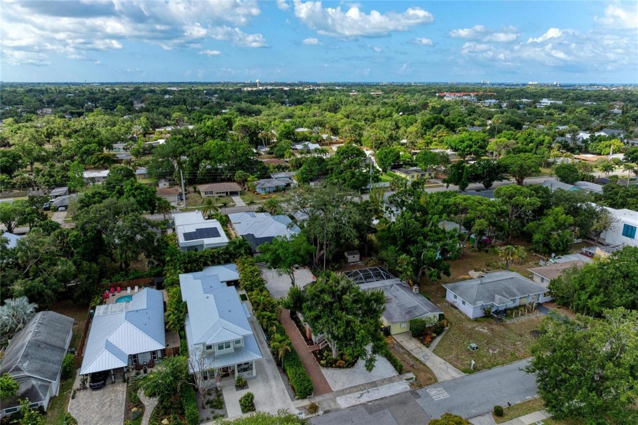 2250 Hillview Street, Sarasota, FL 34239 Photo