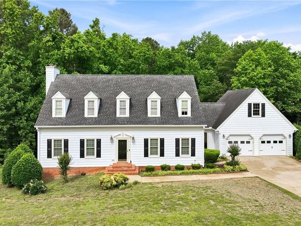 3608 Maple Forge Lane , Gainesville, GA 30504
