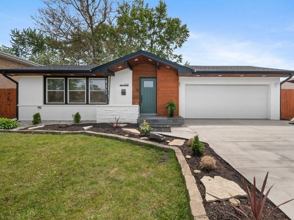 515 E 168th Place , South Holland, IL 60473