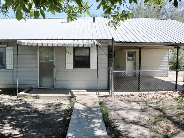 123 Ithaca, Caldwell, ID 83605