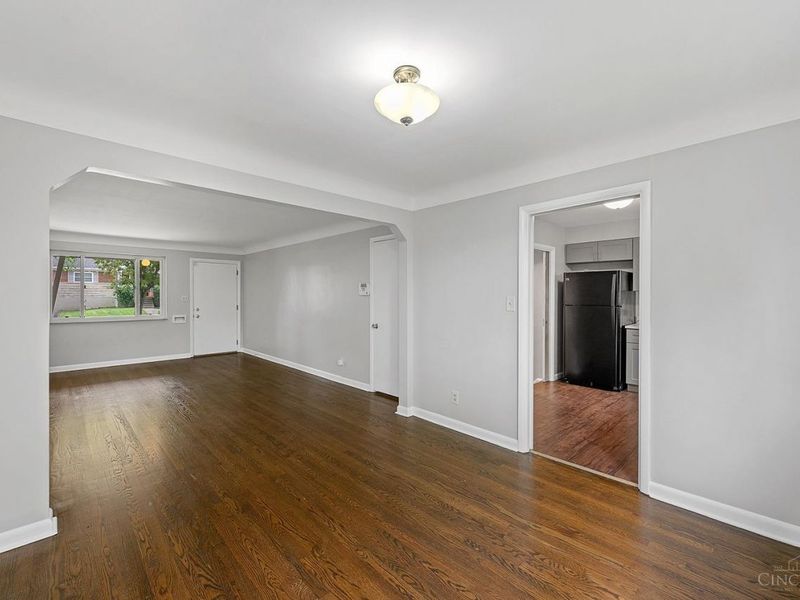 1723 Tuxworth Avenue, Cincinnati, OH 45238 Photo 17