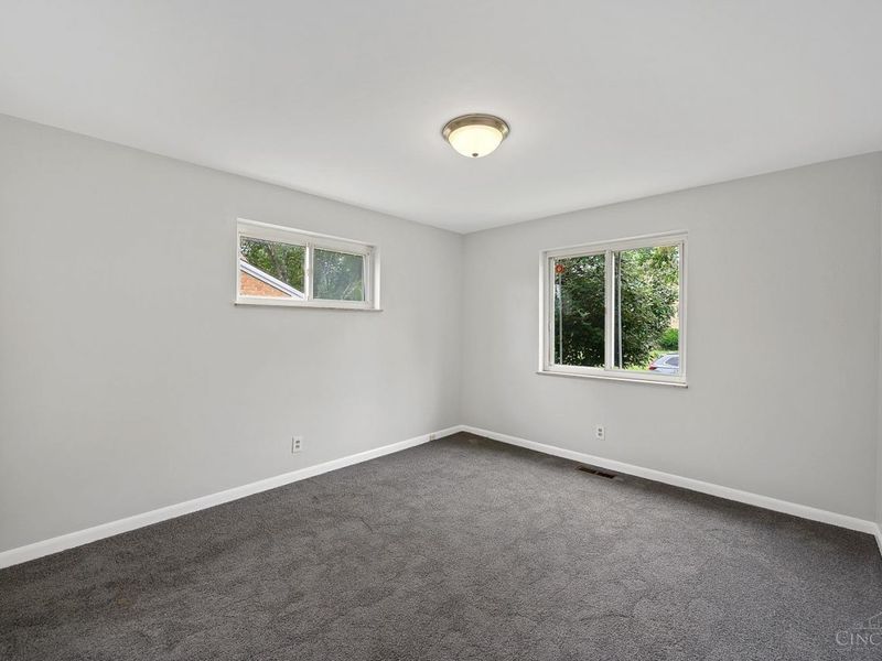 1723 Tuxworth Avenue, Cincinnati, OH 45238 Photo 22