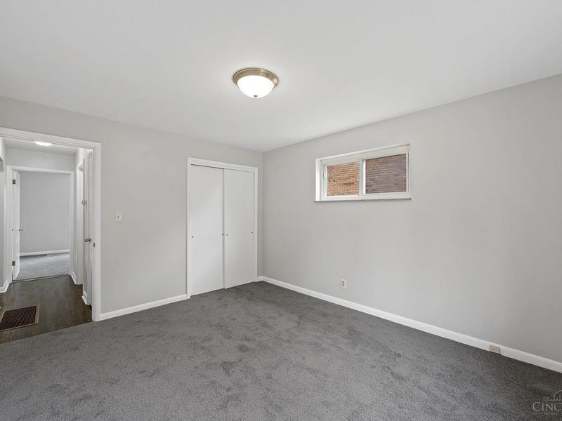 1723 Tuxworth Avenue, Cincinnati, OH 45238 Photo 23