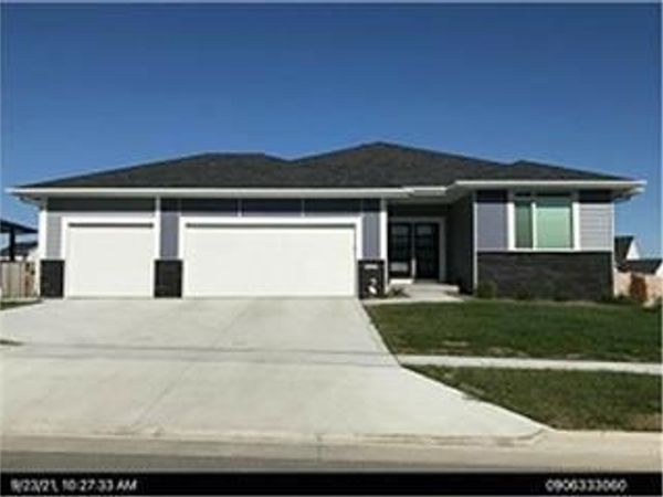 5219 Springbrook Drive, Ames, IA 50014