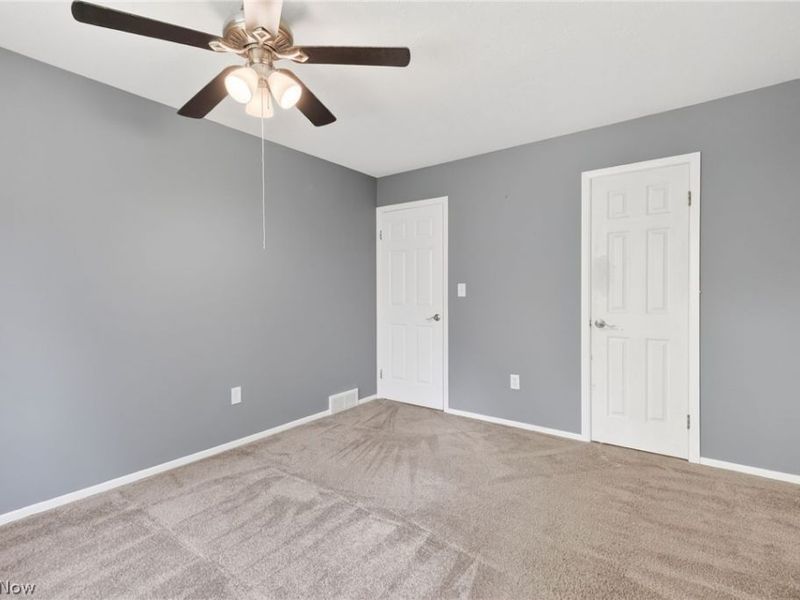 9582 Fernwood Drive, Olmsted Falls, OH 44138 Photo 19