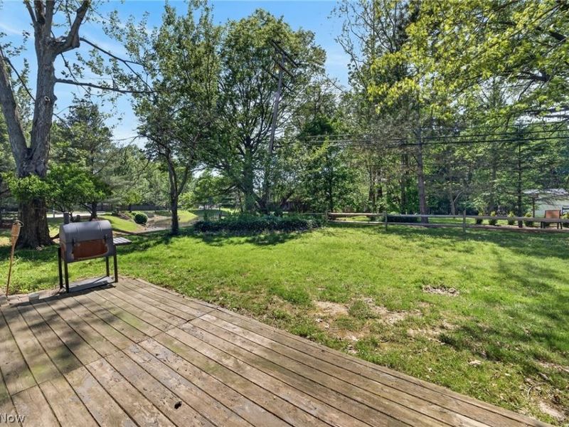 9582 Fernwood Drive, Olmsted Falls, OH 44138 Photo 33