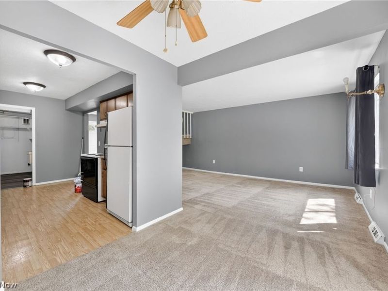 9582 Fernwood Drive, Olmsted Falls, OH 44138 Photo 9