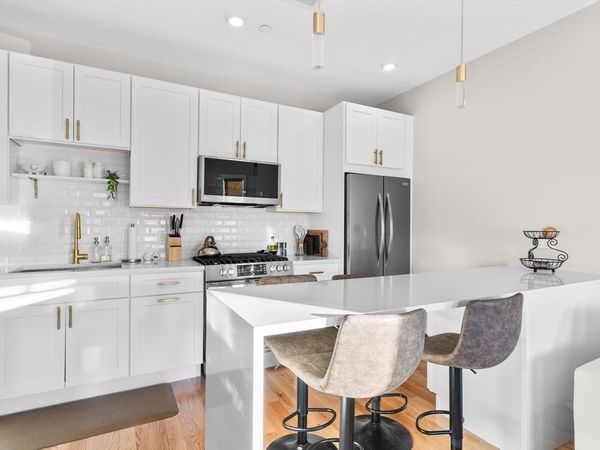 35 Somerset, Unit 5, Winthrop, MA 02152