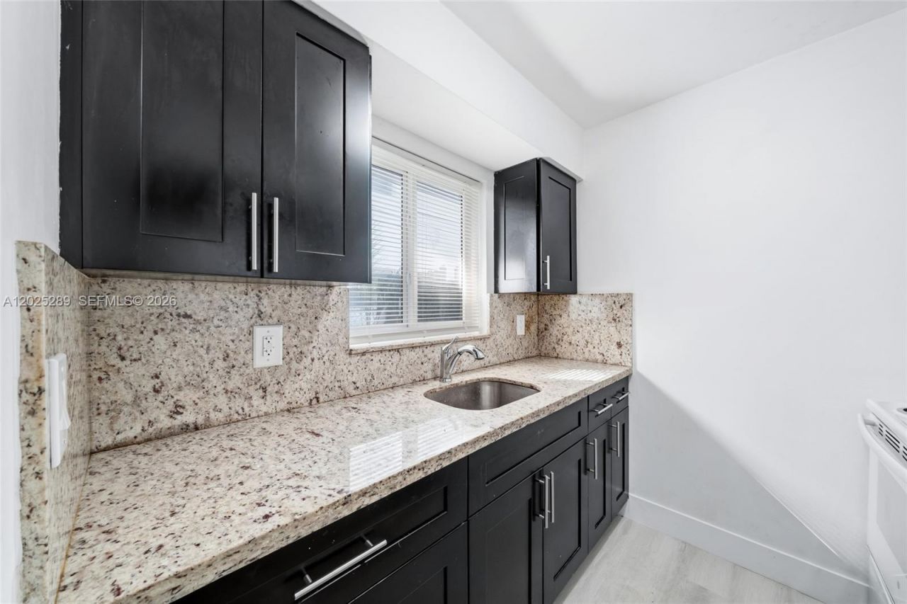 446 SW 4th Ave , Unit 2, Fort Lauderdale, FL 33315 Photo