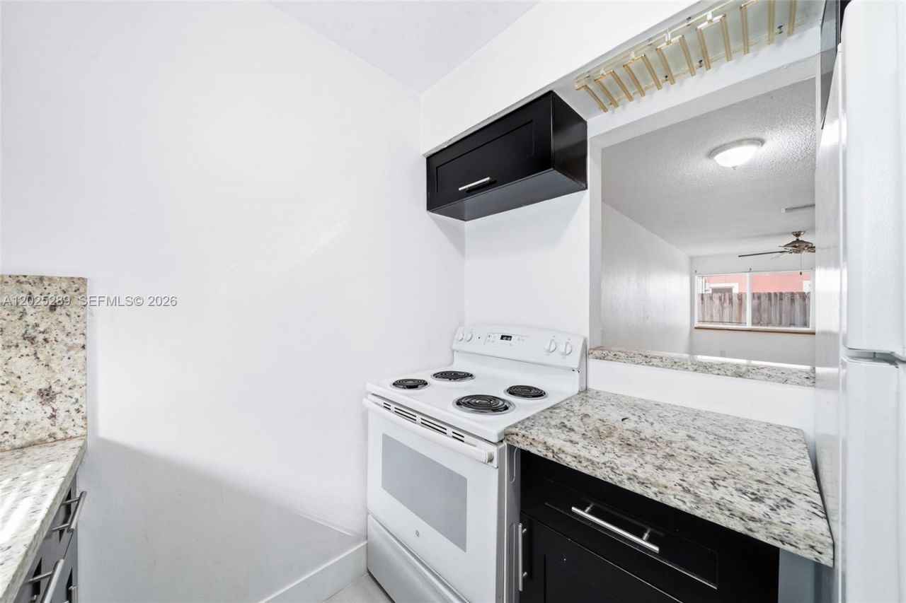 446 SW 4th Ave , Unit 2, Fort Lauderdale, FL 33315 Photo