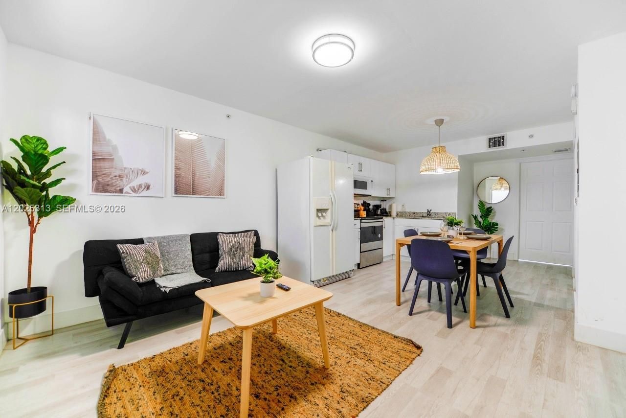 1029 NW 3rd St , Unit 301, Miami, FL 33128 Photo