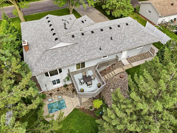 974 Kohlman Lane, Maplewood, MN 55109