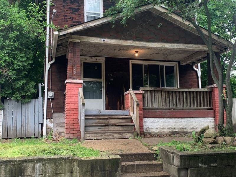 170 Stone Street, Akron, OH 44305 Photo 2