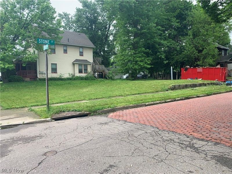 170 Stone Street, Akron, OH 44305 Photo 24