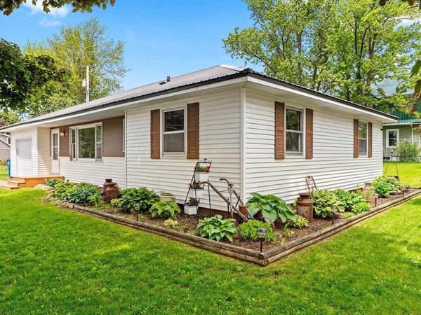 101 W CEDAR STREET, Bonduel, WI 54107