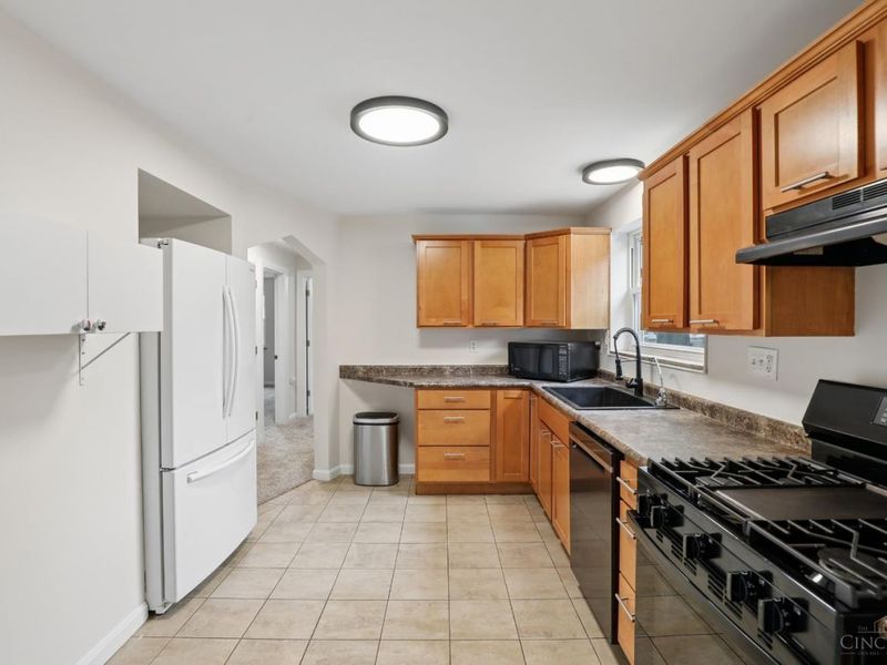 2692 Breezy Way, Colerain Township, OH 45239 Photo 7