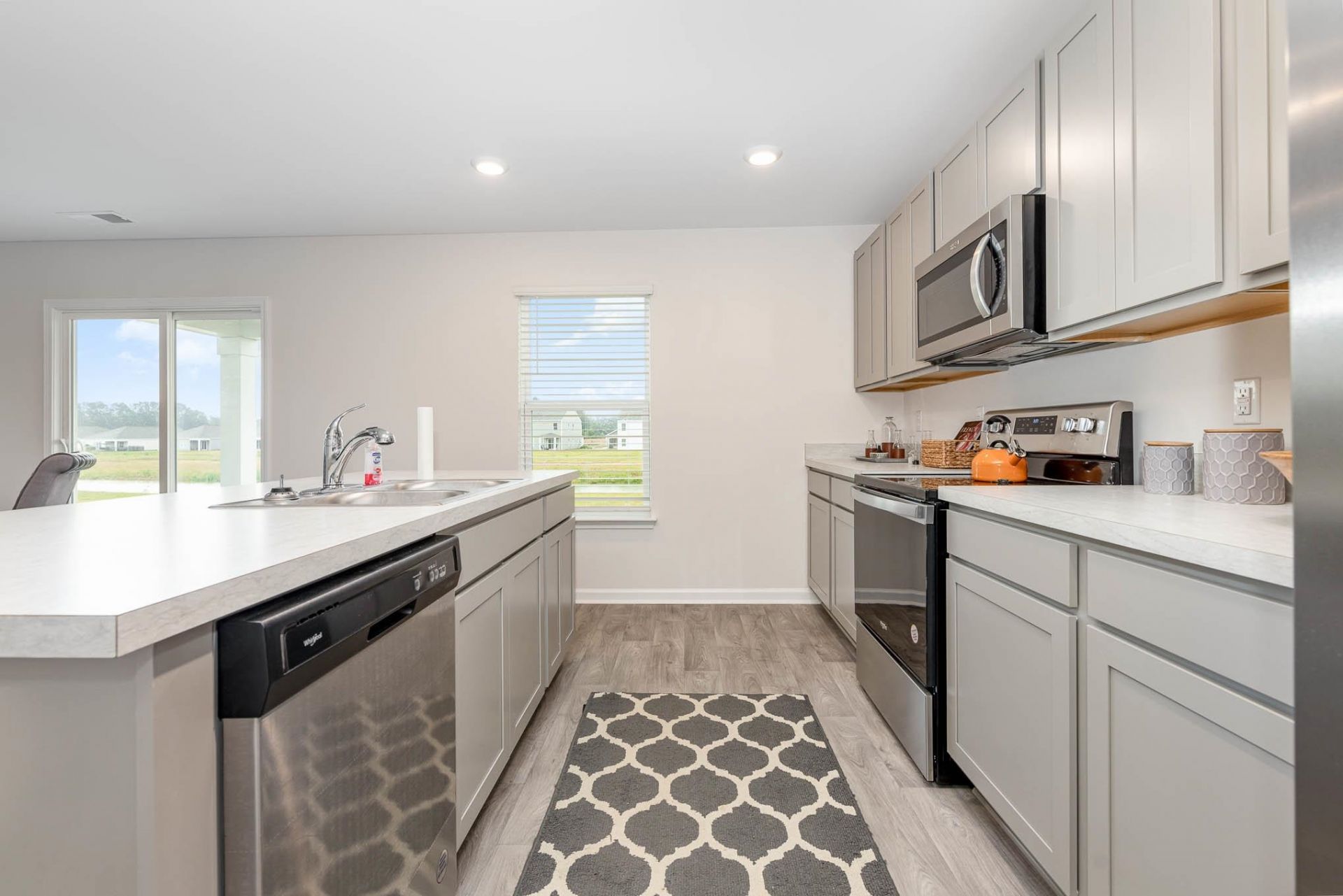 122 Country Grove Way  Photo 8